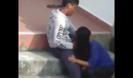 ناپدری که از دیدن آبشارهای شاداب ناپدری و شاخی خود شگفت زده شده است عكس سكس گي