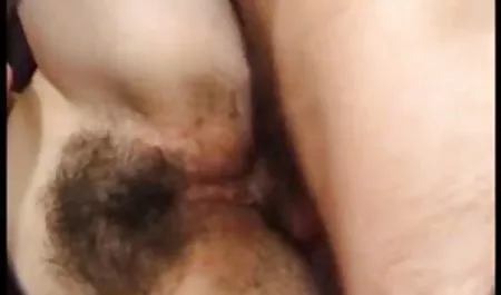 دو عضو در سوراخ برای Abelli Denger مشکلی فیلم سکسی و گی ندارد