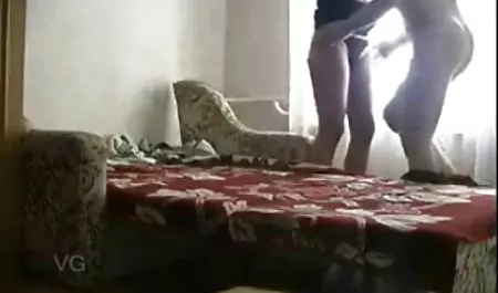 بوسه های پرشور در سالن به جنس خشن دیدن فیلم سکسی گی تبدیل شدند