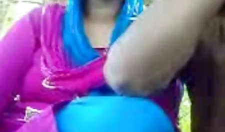 بلوند روی مبل سفید داستان سکسی گ